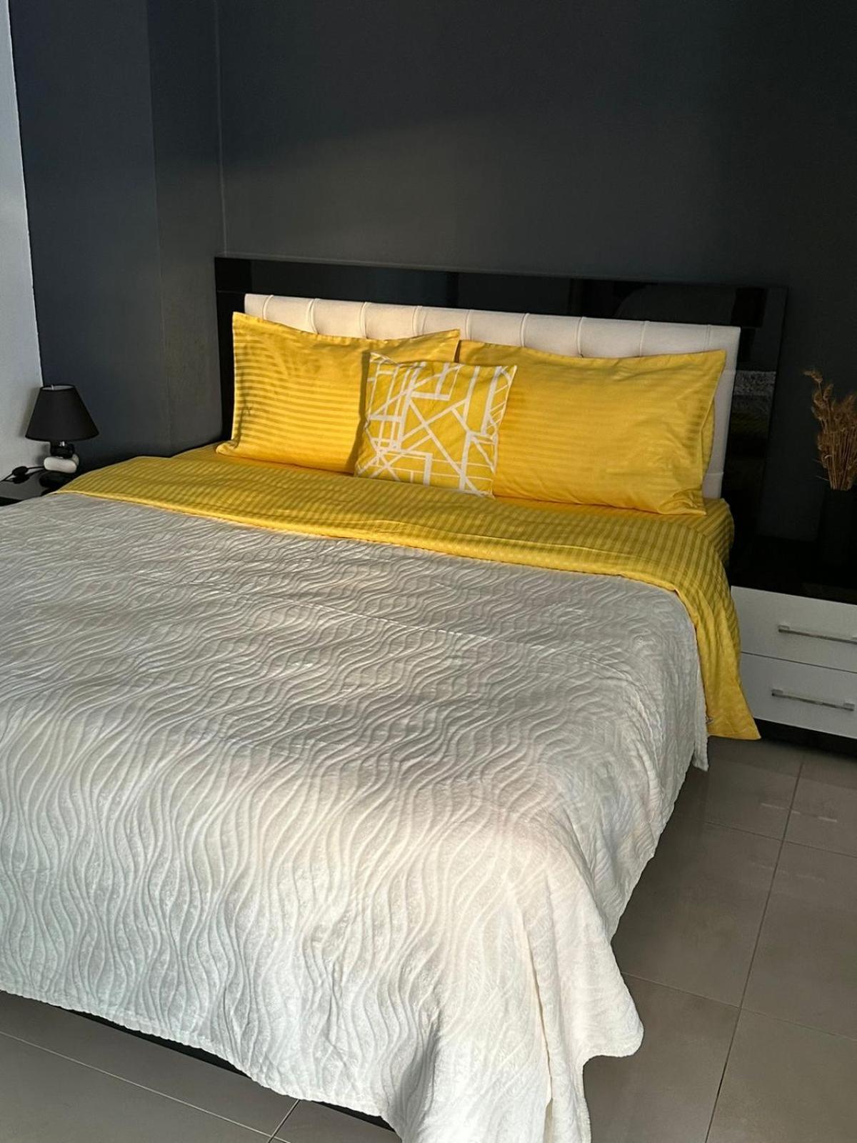 Marsela Gurma Apartments Sarandë Exterior foto